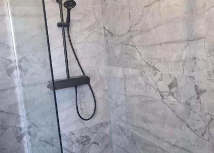 Sunrise With Outdoor Pool - 4 Bedroom & Pool