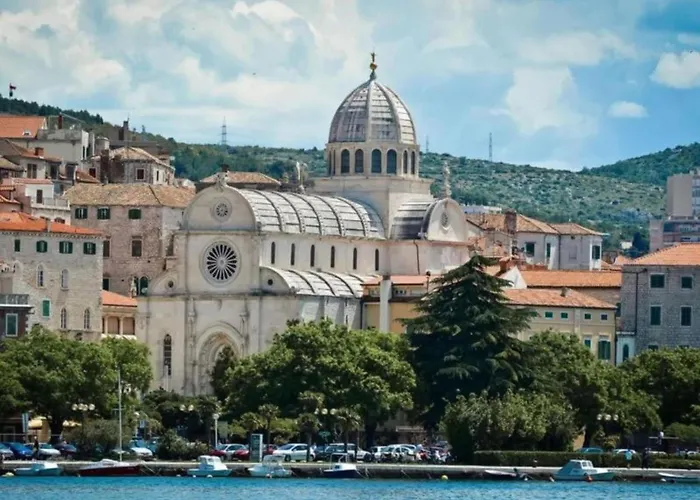 וילה Sunrise With Outdoor Pool - 4 Bedroom & Pool