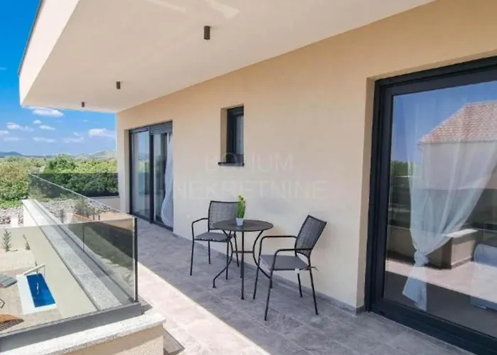 וילה Sunrise With Outdoor Pool - 4 Bedroom & Pool