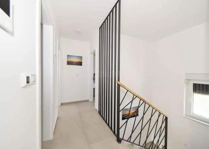 וילה Sunrise With Outdoor Pool - 4 Bedroom & Pool *